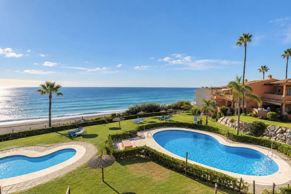3 quarto Apartamento para venda em Atalaya-Isdabe com piscina garagem - 449 000 € (Ref: 10128421)