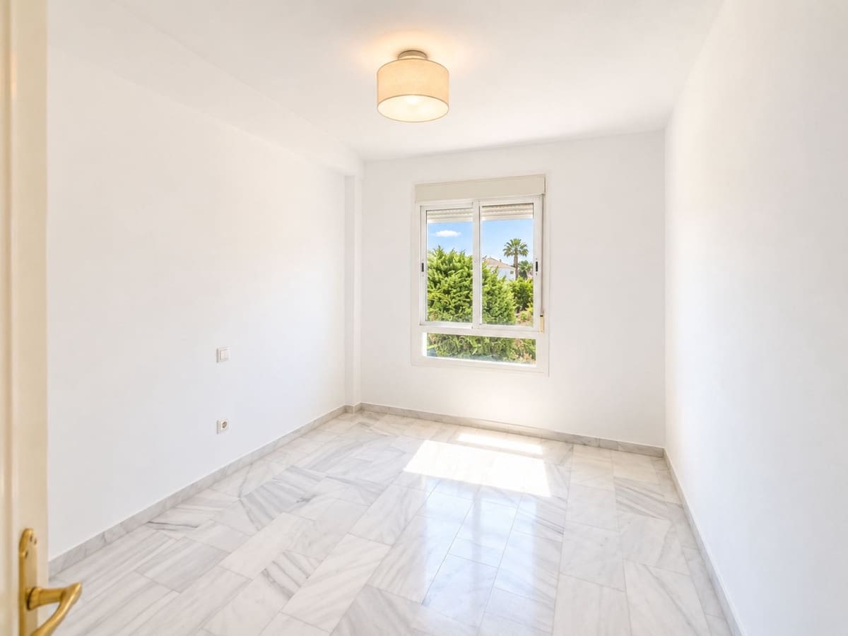 3 quarto Apartamento para venda em Atalaya-Isdabe com piscina garagem - 449 000 € (Ref: 10128421)