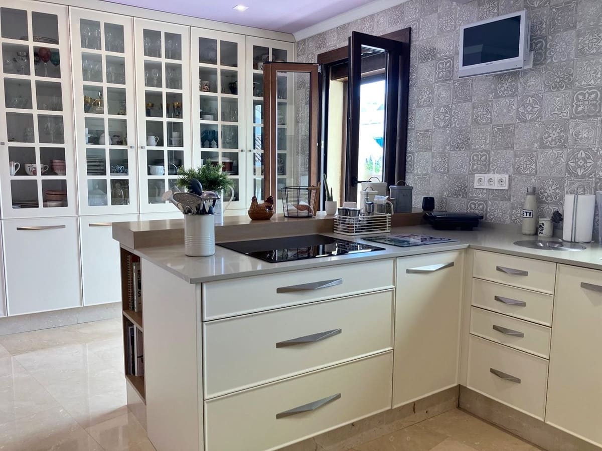 4 sypialnia Apartament na sprzedaż w Ronda z garażem - 495 000 € (Ref: 10128424)