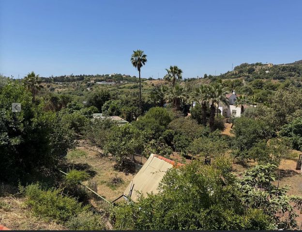 6 makuuhuone Maalaistalo myytävänä paikassa El Padrón, Estepona mukana uima-altaan 
autotalli - 845 000 € (Ref: 10128427)