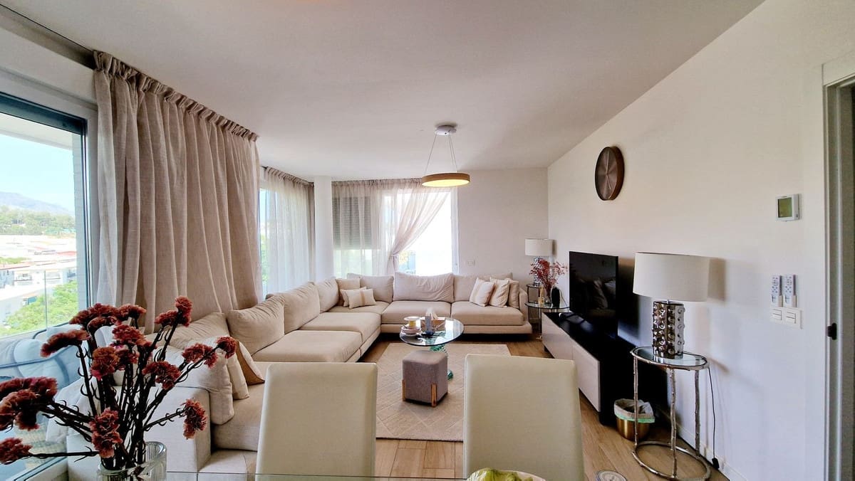 3 sypialnia Apartament na sprzedaż w Nueva Andalucia z basenem garażem - 550 000 € (Ref: 10128431)