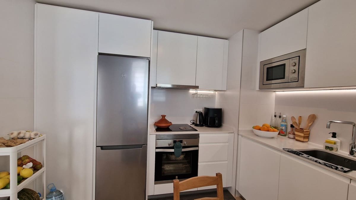 3 sypialnia Apartament na sprzedaż w Nueva Andalucia z basenem garażem - 550 000 € (Ref: 10128431)