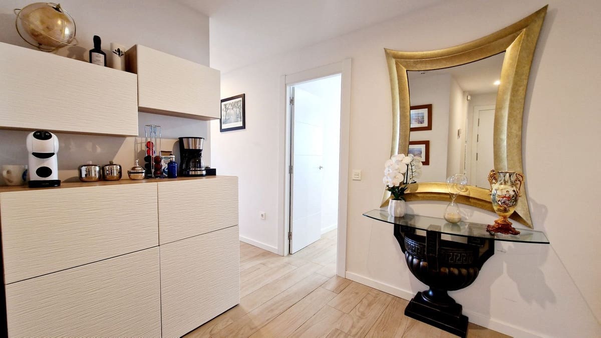 3 sypialnia Apartament na sprzedaż w Nueva Andalucia z basenem garażem - 550 000 € (Ref: 10128431)