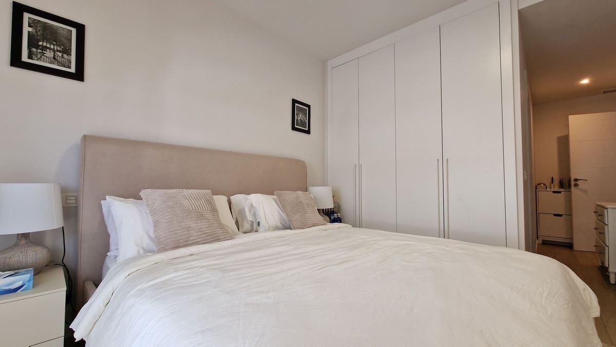 3 sypialnia Apartament na sprzedaż w Nueva Andalucia z basenem garażem - 550 000 € (Ref: 10128431)