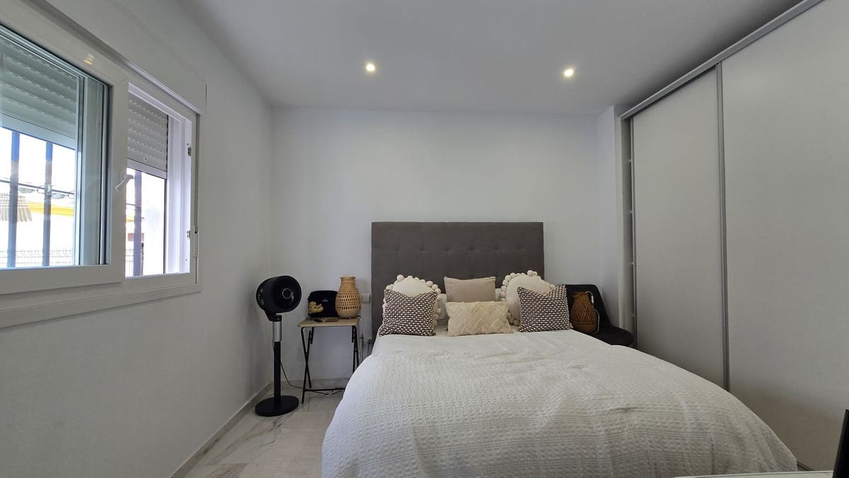 2 soverom Leilighet til salgs i Marbella med svømmebasseng - € 330 000 (Ref: 10128432)
