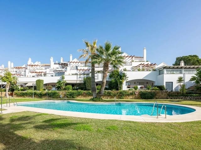 3 sovrum Lägenhet till salu i Los Naranjos, Marbella med pool garage - 699 000 € (Ref: 10128435)