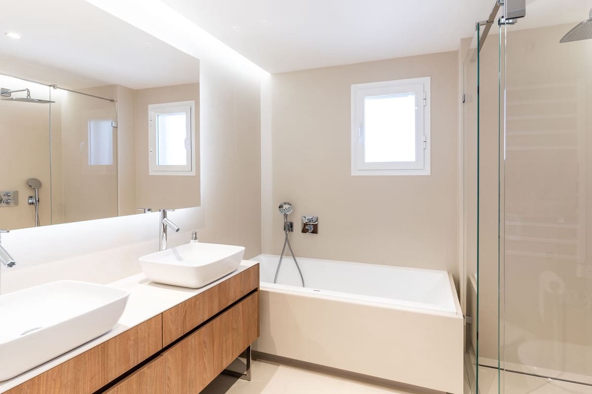 2 slaapkamer Appartement te koop in El Paraiso met zwembad garage - € 499.000 (Ref: 10128437)