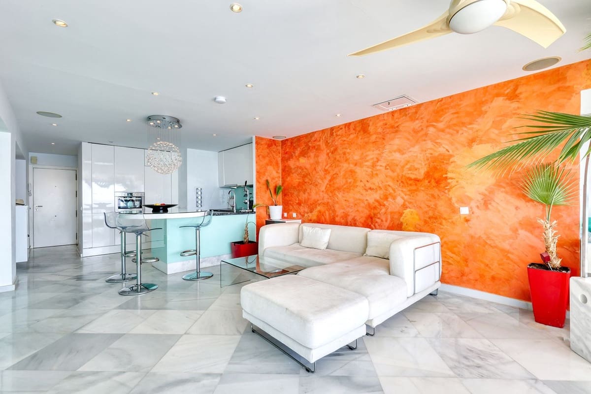 2 makuuhuone Huoneisto myytävänä paikassa Benalmadena Costa - 850 000 € (Ref: 10128438)
