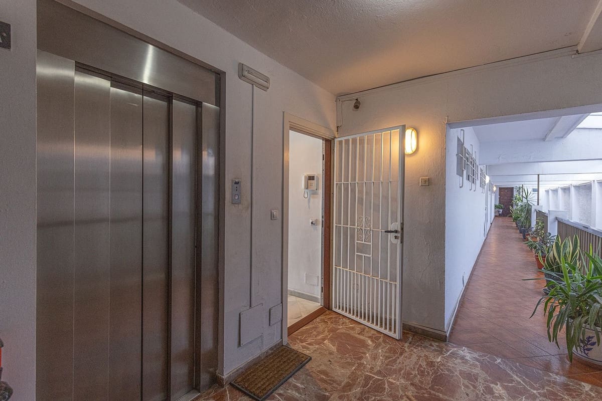 2 makuuhuone Huoneisto myytävänä paikassa Benalmadena Costa - 850 000 € (Ref: 10128438)