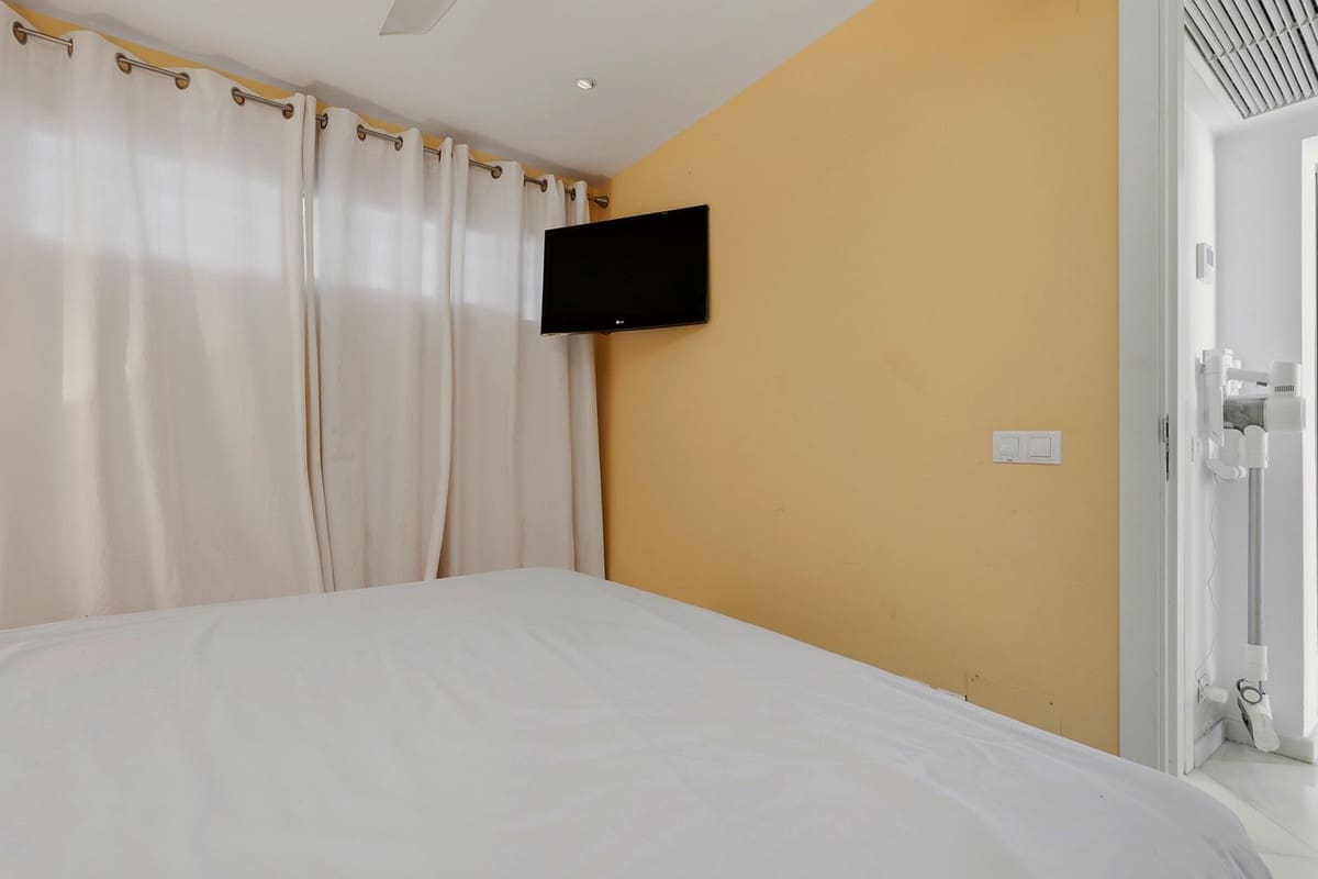2 makuuhuone Huoneisto myytävänä paikassa Benalmadena Costa - 850 000 € (Ref: 10128438)