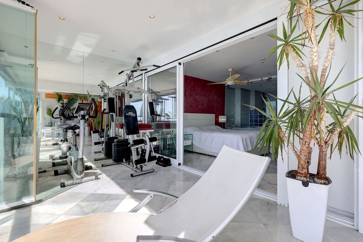 2 makuuhuone Huoneisto myytävänä paikassa Benalmadena Costa - 850 000 € (Ref: 10128438)