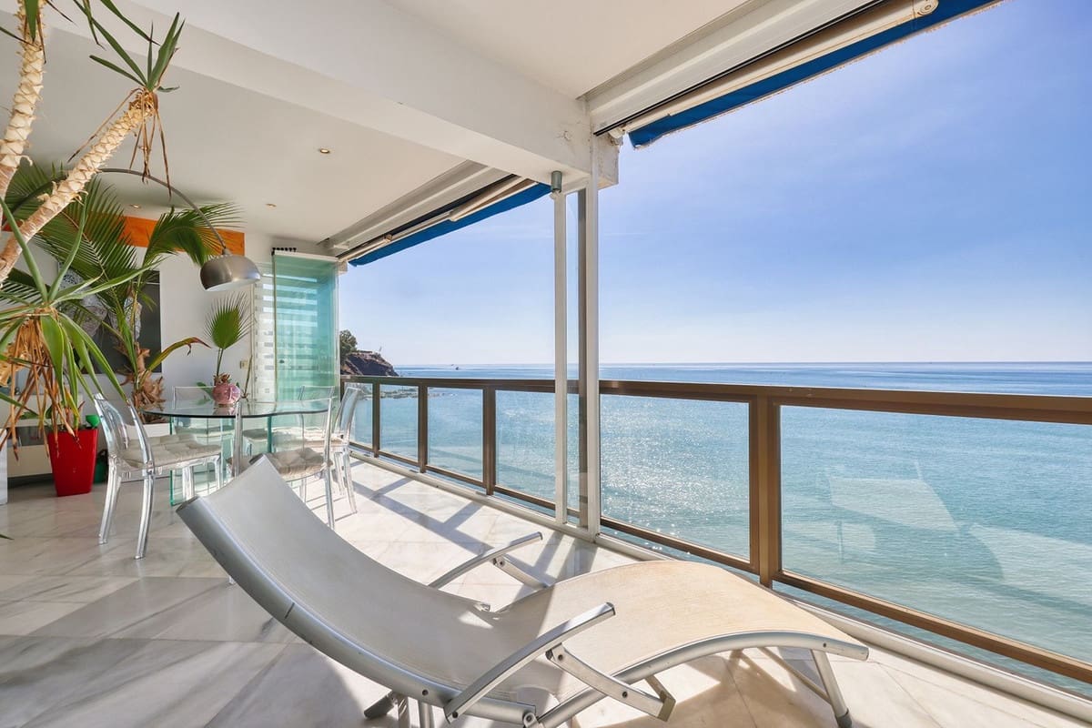 2 makuuhuone Huoneisto myytävänä paikassa Benalmadena Costa - 850 000 € (Ref: 10128438)