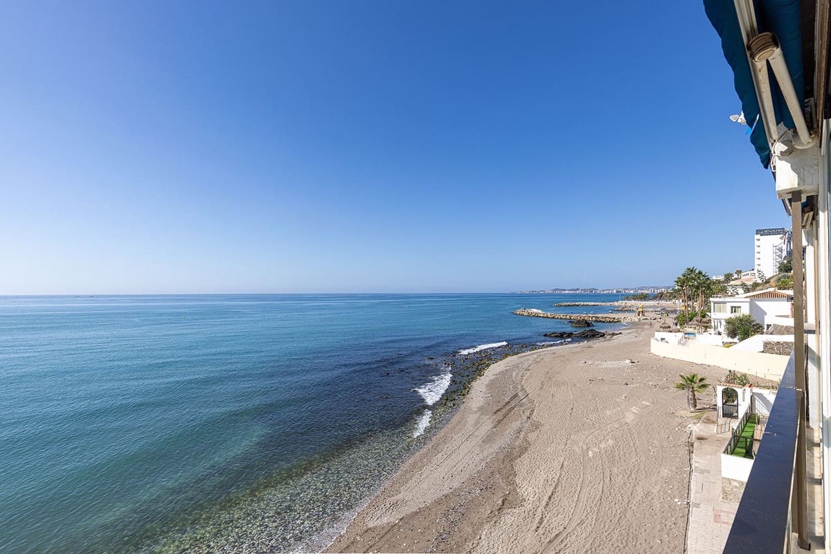 2 makuuhuone Huoneisto myytävänä paikassa Benalmadena Costa - 850 000 € (Ref: 10128438)