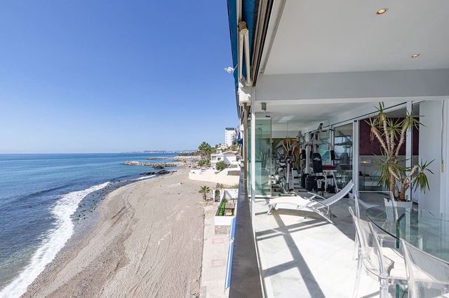2 makuuhuone Huoneisto myytävänä paikassa Benalmadena Costa, Benalmádena - 850 000 € (Ref: 10128438)