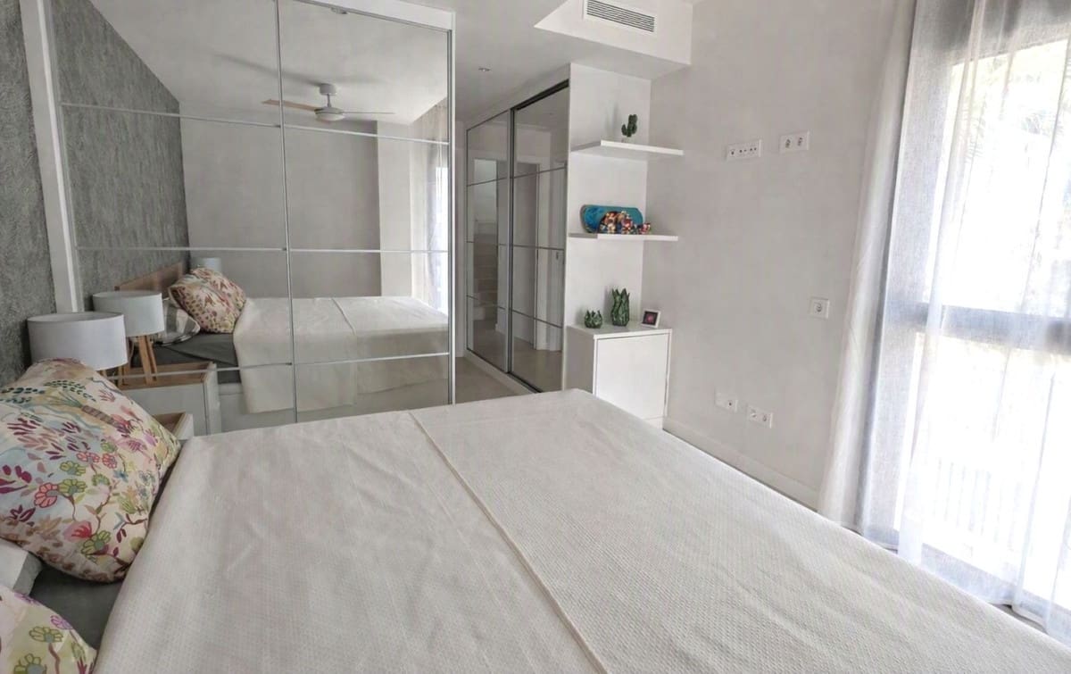 4 chambre Villa/Maison à vendre à Santiago de la Ribera avec piscine garage - 475 000 € (Ref: 10128439)