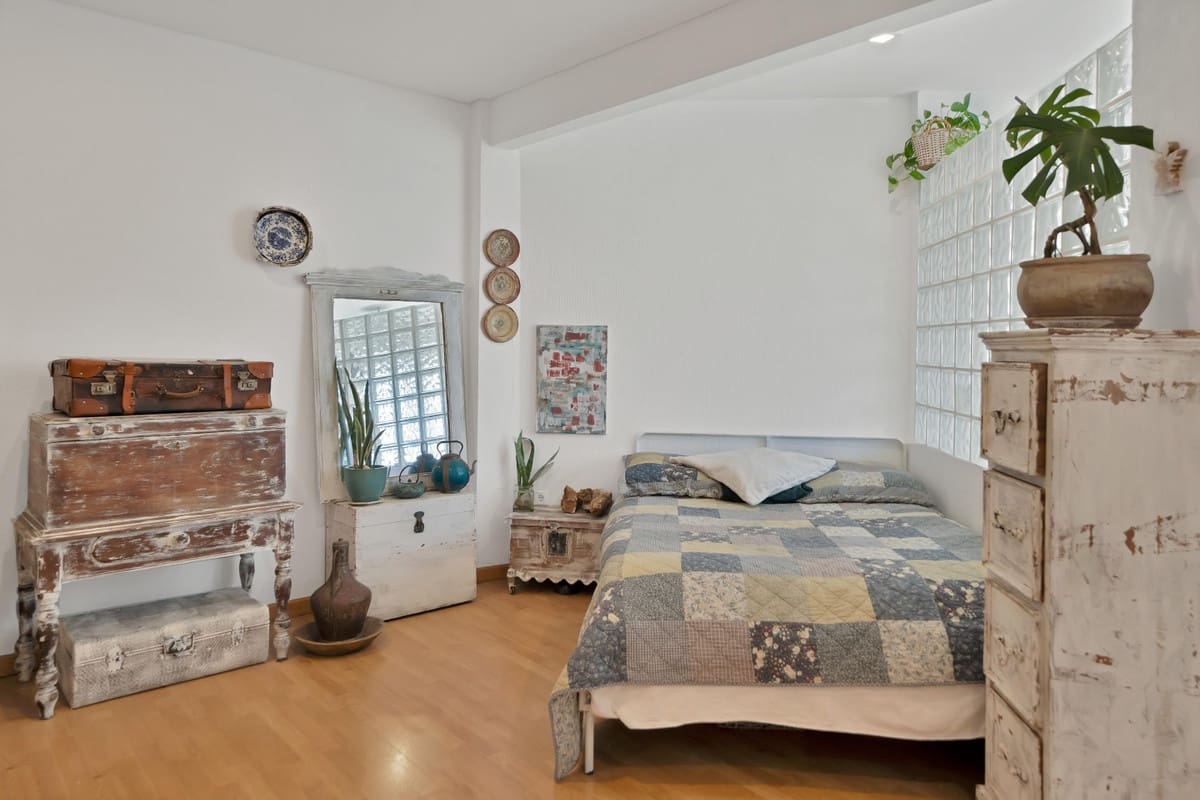 1 soverom Leilighet til salgs i Marbella - € 299 000 (Ref: 10128443)