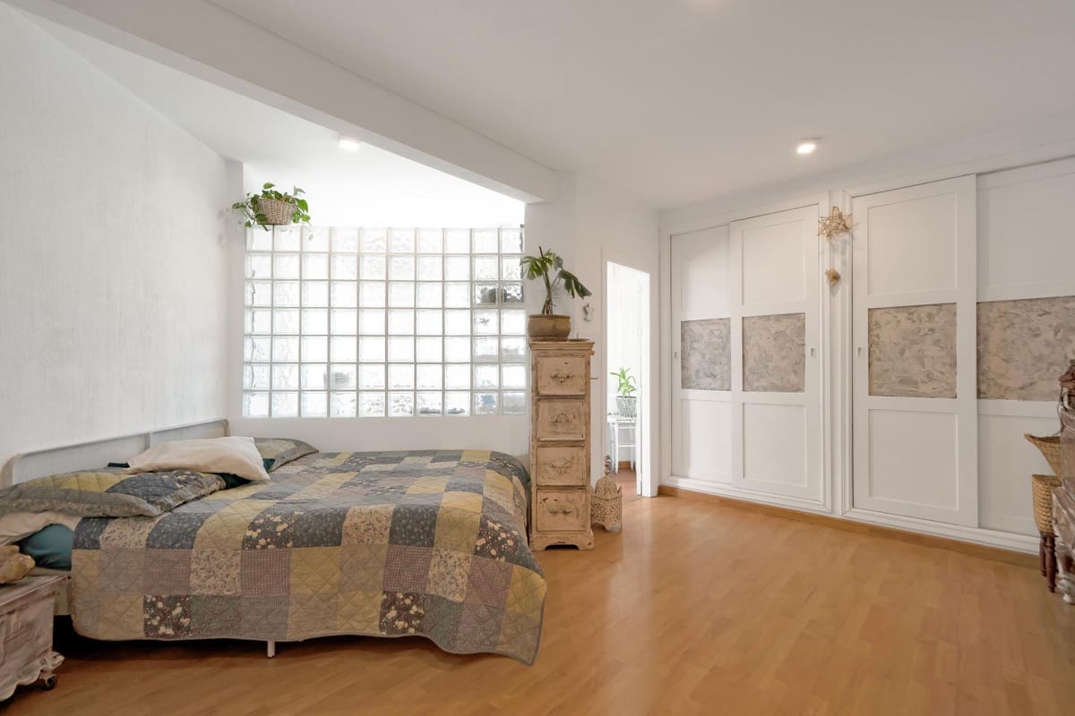 1 soverom Leilighet til salgs i Marbella - € 299 000 (Ref: 10128443)