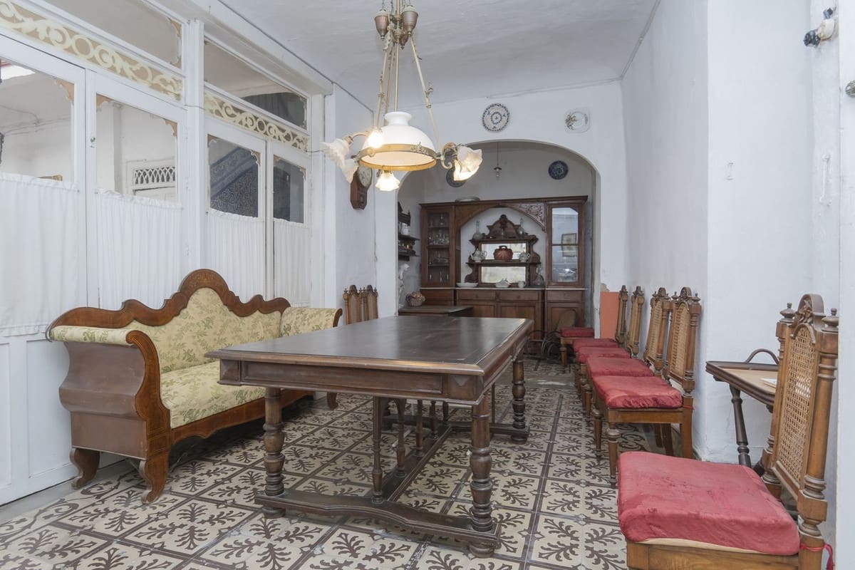 6 makuuhuone Huvila myytävänä paikassa Ronda mukana uima-altaan - 725 000 € (Ref: 10128445)