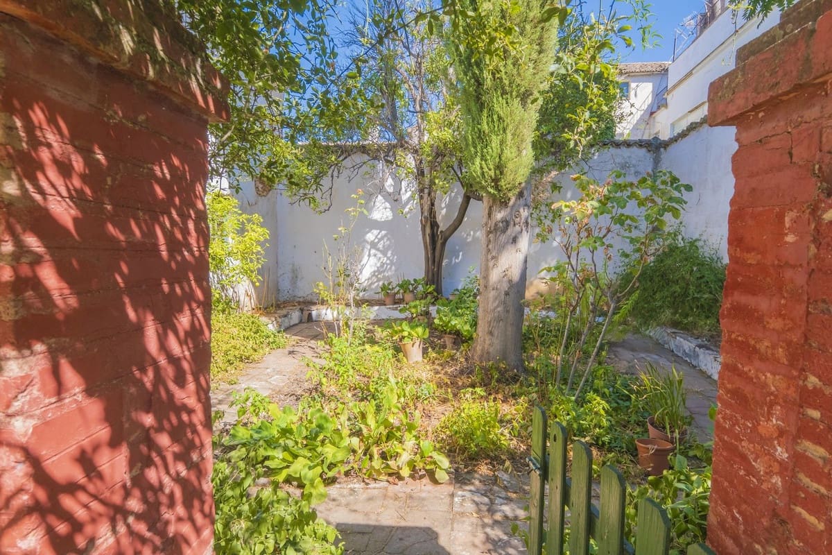 6 makuuhuone Huvila myytävänä paikassa Ronda mukana uima-altaan - 725 000 € (Ref: 10128445)