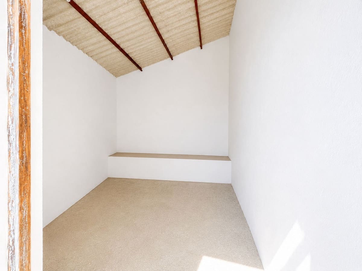 3 bedroom Villa for sale in Pizarra with pool garage - € 230,000 (Ref: 10128446)