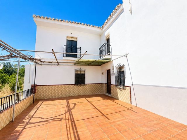 3 Zimmer Villa zu verkaufen in Pizarra mit Pool Garage - 230.000 € (Ref: 10128446)