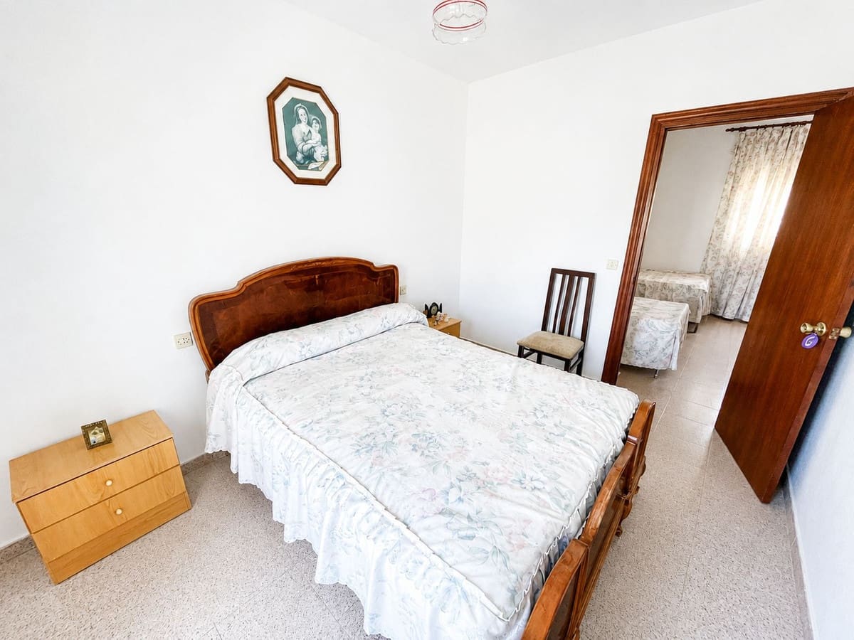 3 sypialnia Willa na sprzedaż w Cartama z basenem garażem - 187 000 € (Ref: 10128447)