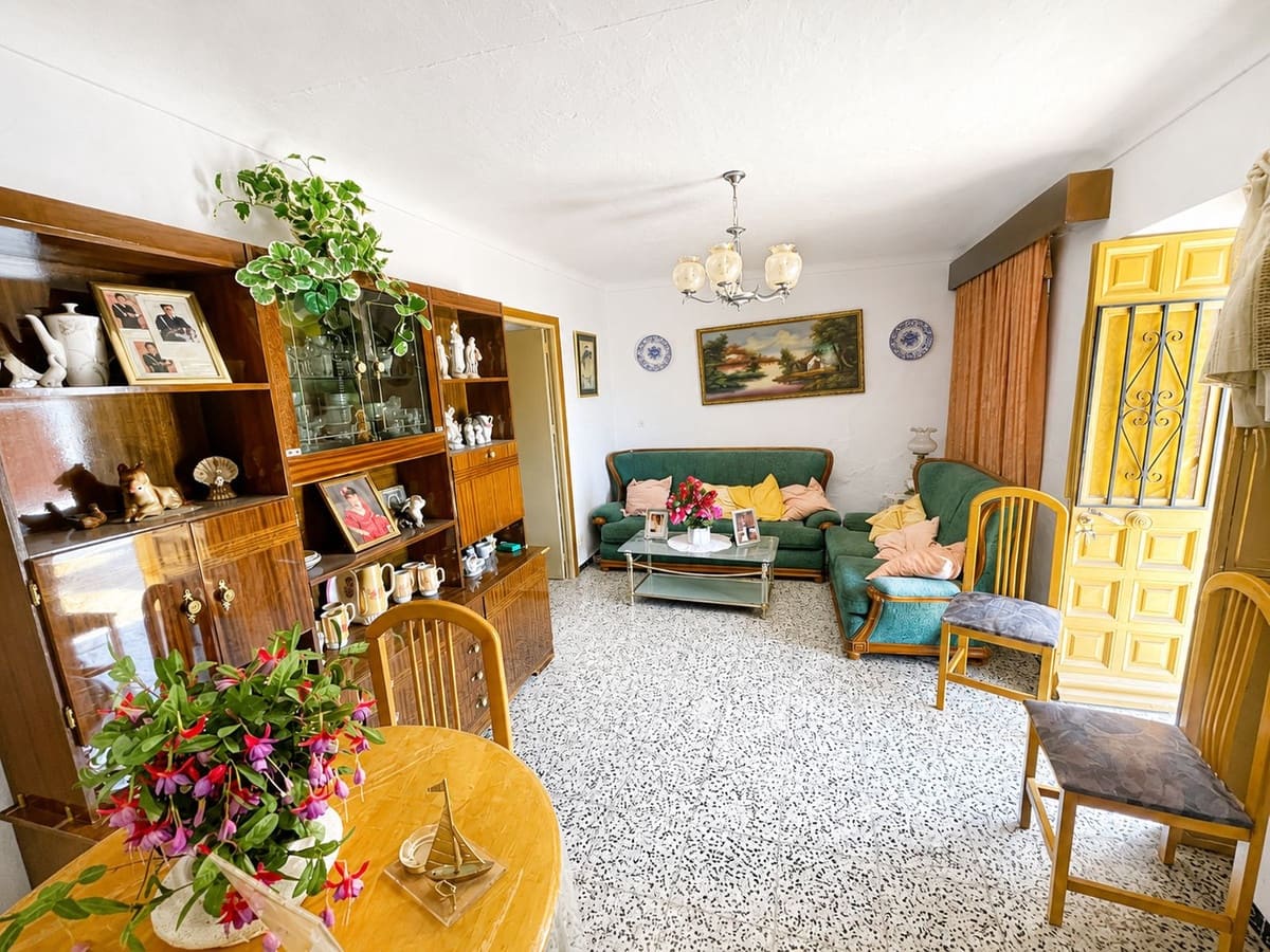 3 sypialnia Willa na sprzedaż w Cartama z basenem garażem - 187 000 € (Ref: 10128447)