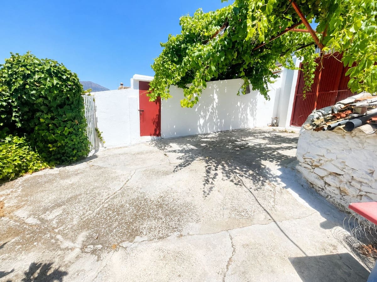 3 sypialnia Willa na sprzedaż w Cartama z basenem garażem - 187 000 € (Ref: 10128447)