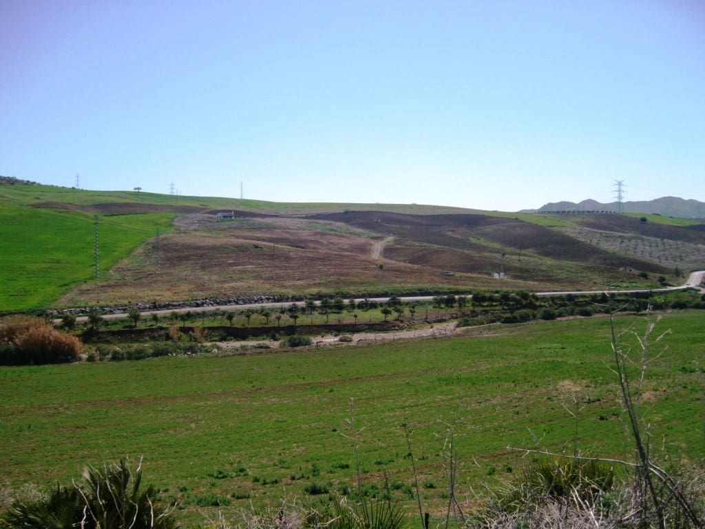 Finca/Casa Rural de 2 habitaciones en Alora en venta - 690.000 € (Ref: 10128448)