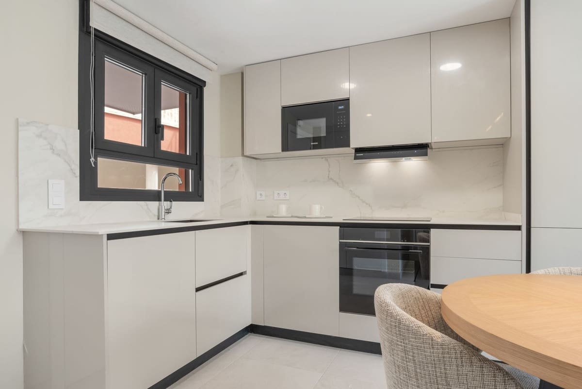 2 slaapkamer Appartement te koop in Mijas met zwembad garage - € 345.000 (Ref: 10128450)