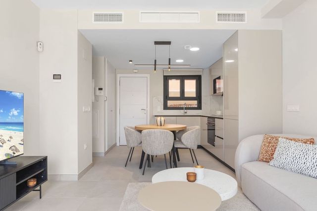 2 sypialnia Apartament na sprzedaż w El Faro de Calaburra - Chaparral, Mijas z basenem garażem - 345 000 € (Ref: 10128450)