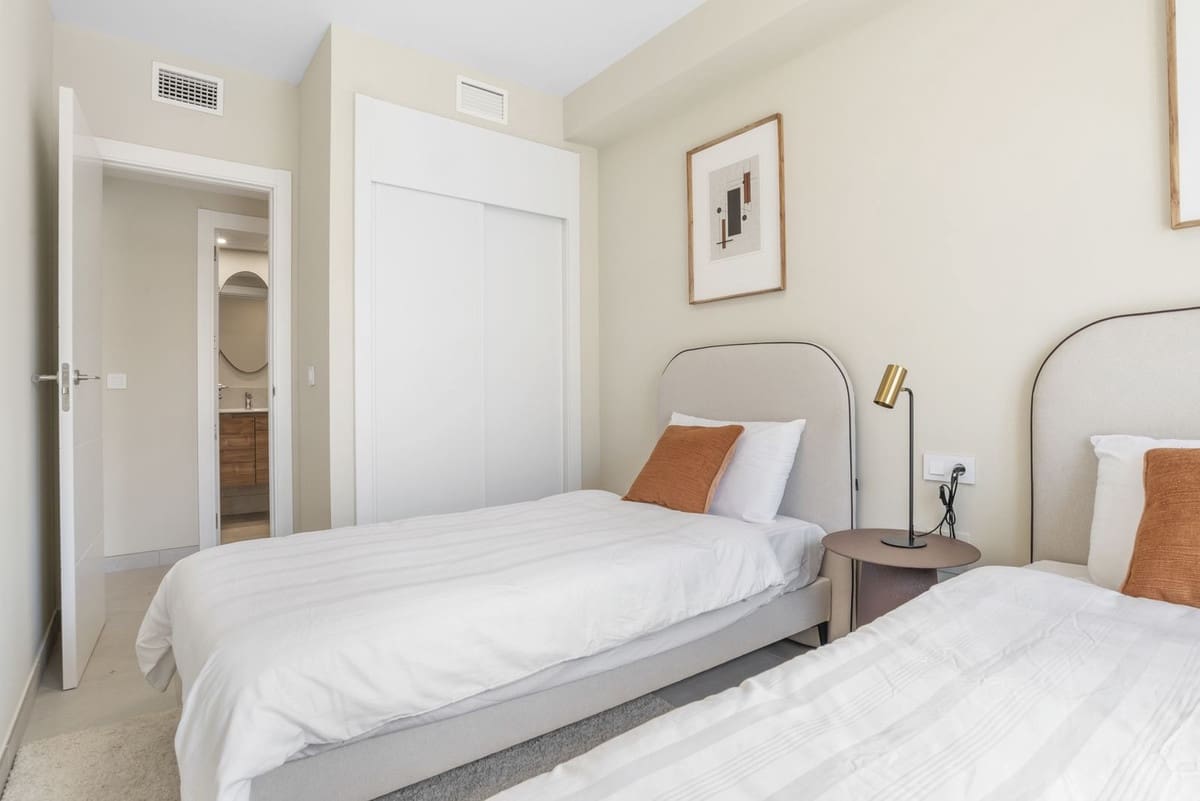 2 slaapkamer Appartement te koop in Mijas met zwembad garage - € 345.000 (Ref: 10128450)