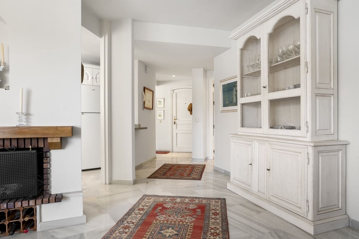 3 sypialnia Apartament na sprzedaż w Marbella z basenem - 720 000 € (Ref: 10128451)