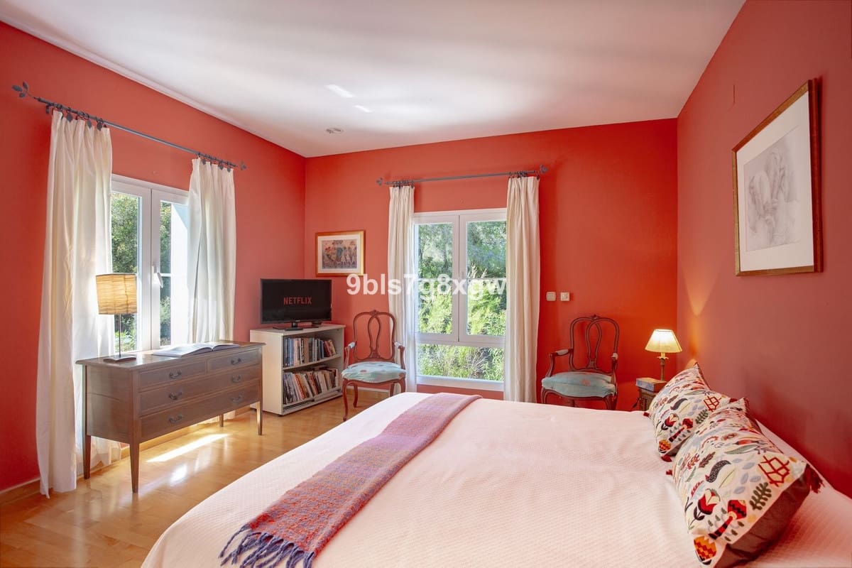 9 soverom Finca/Herregård til salgs i Gaucin med svømmebasseng garasje - € 2 490 000 (Ref: 10128457)