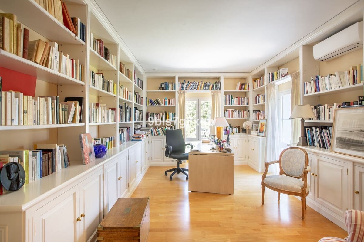 9 soverom Finca/Herregård til salgs i Gaucin med svømmebasseng garasje - € 2 490 000 (Ref: 10128457)
