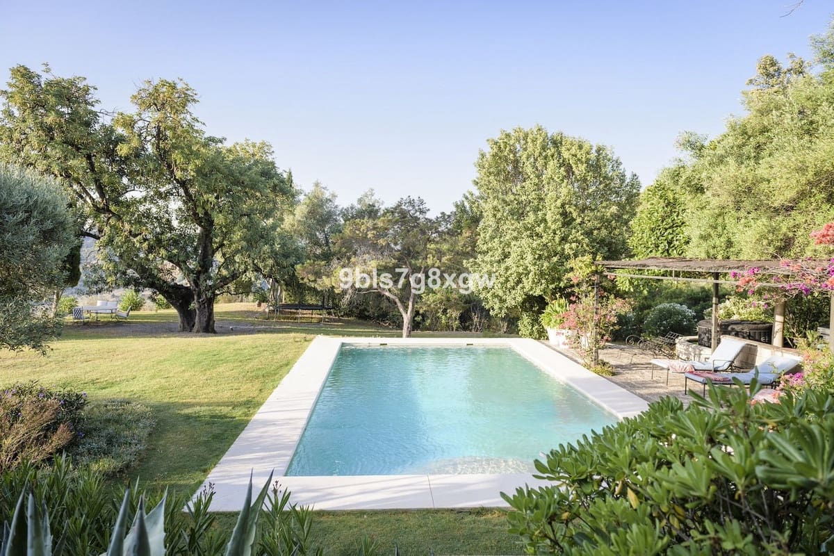 9 soverom Finca/Herregård til salgs i Gaucin med svømmebasseng garasje - € 2 490 000 (Ref: 10128457)