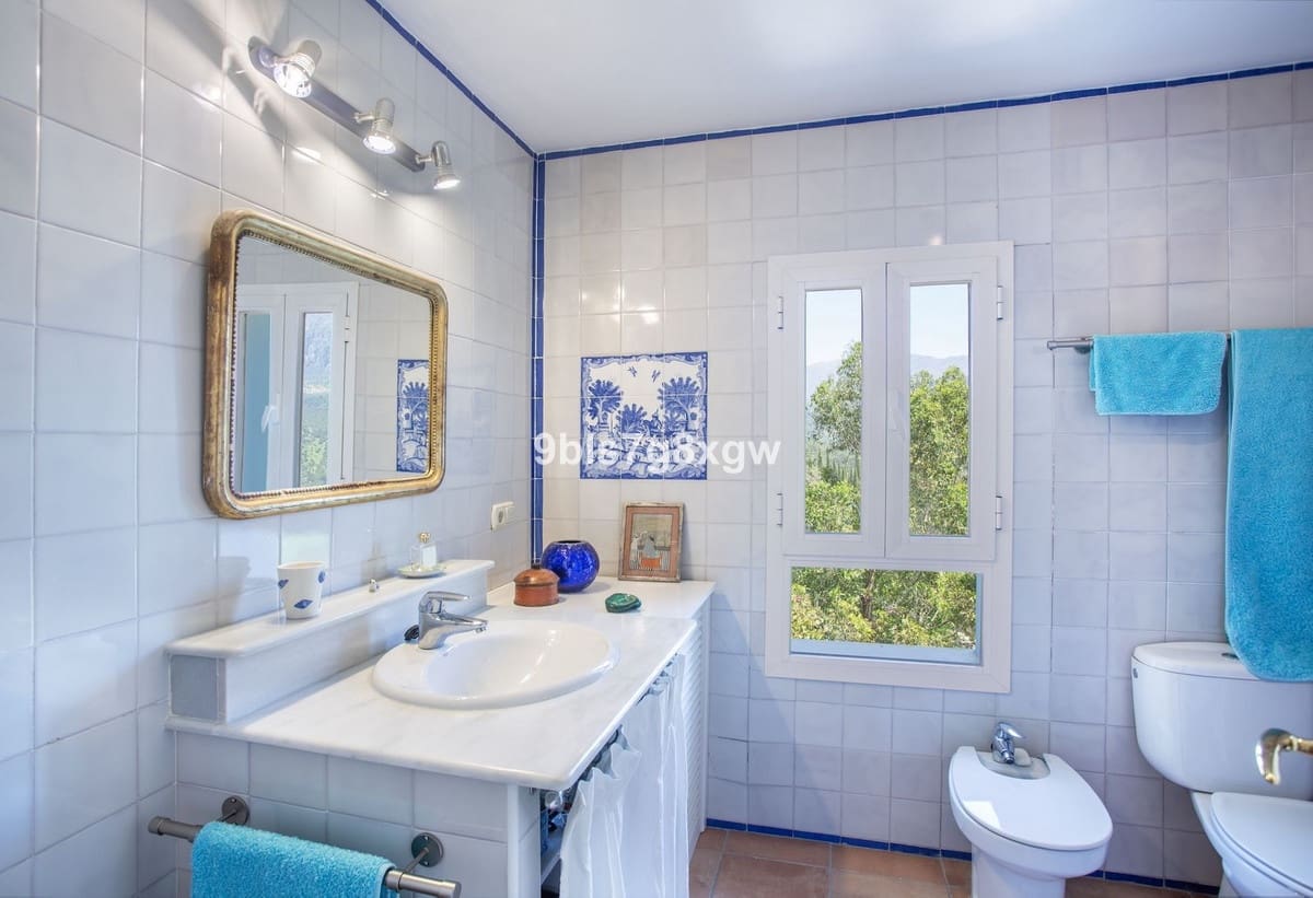 9 soverom Finca/Herregård til salgs i Gaucin med svømmebasseng garasje - € 2 490 000 (Ref: 10128457)