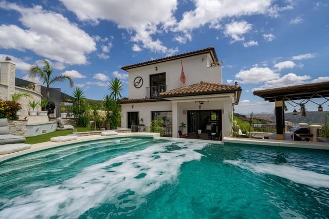 3 sovrum Villa till salu i Casarabonela med pool garage - 1 300 000 € (Ref: 10128459)