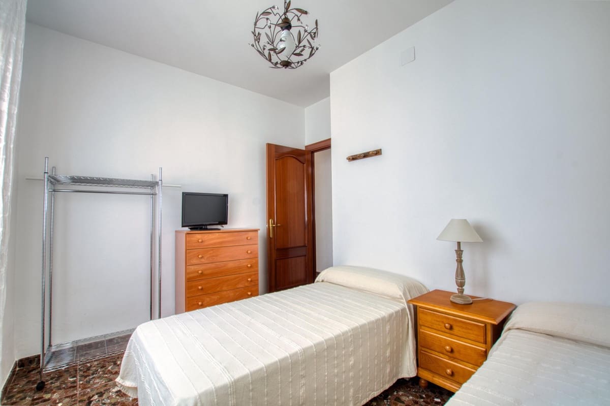 4 Zimmer Villa zu verkaufen in Periana mit Pool Garage - 440.000 € (Ref: 10128461)