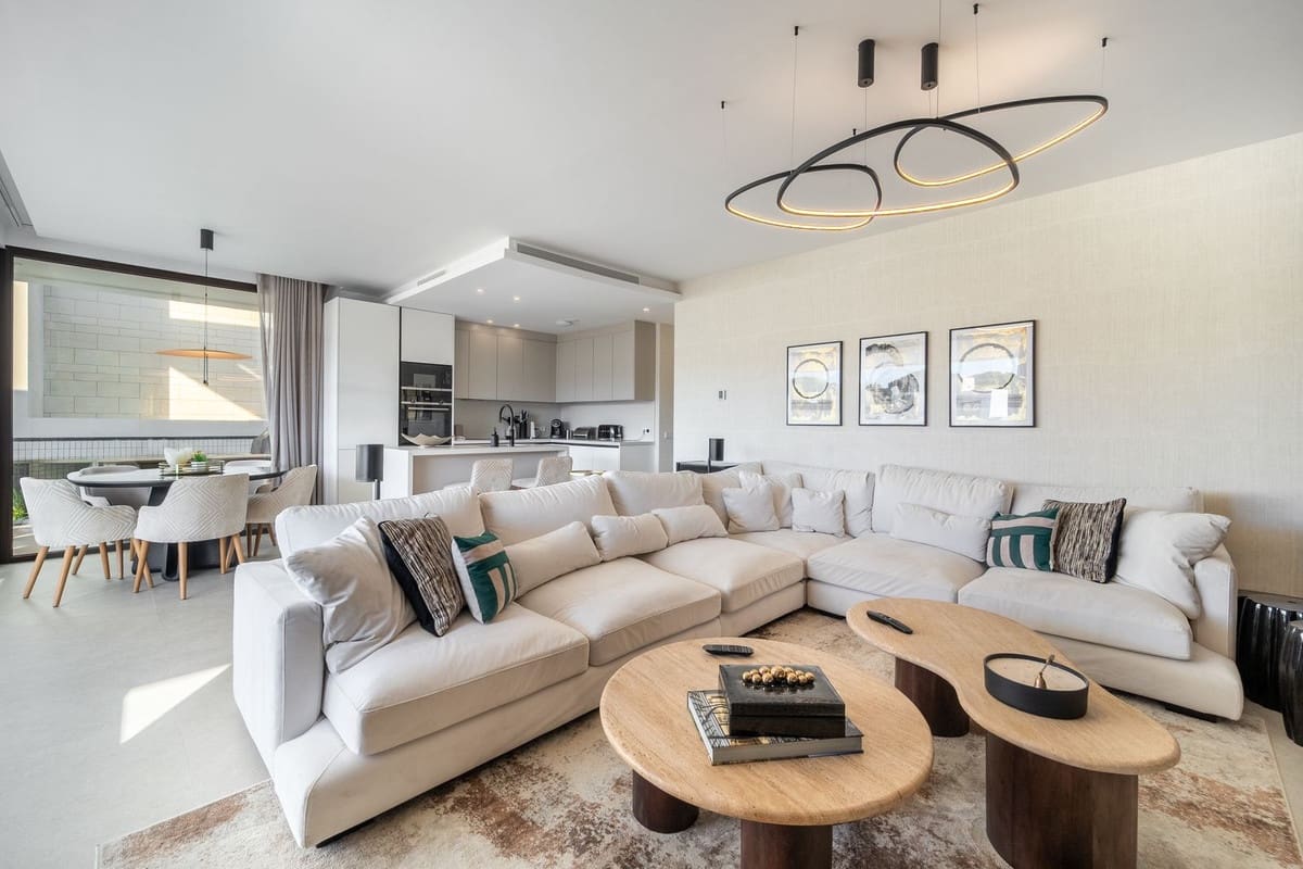 5 soverom Villa til salgs i Marbella med svømmebasseng garasje - € 2 550 000 (Ref: 10128466)