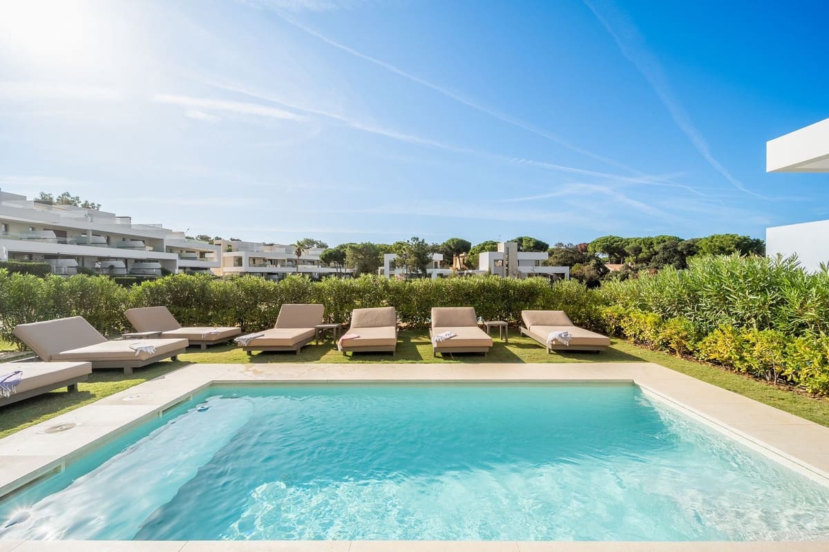5 soverom Villa til salgs i Marbella med svømmebasseng garasje - € 2 550 000 (Ref: 10128466)