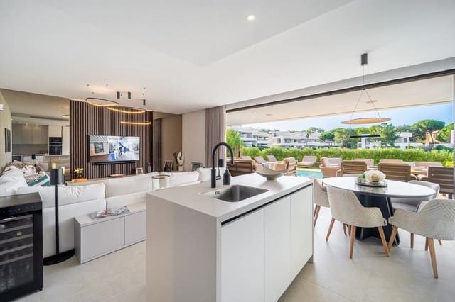 5 soverom Villa til salgs i Marbella med svømmebasseng garasje - € 2 550 000 (Ref: 10128466)