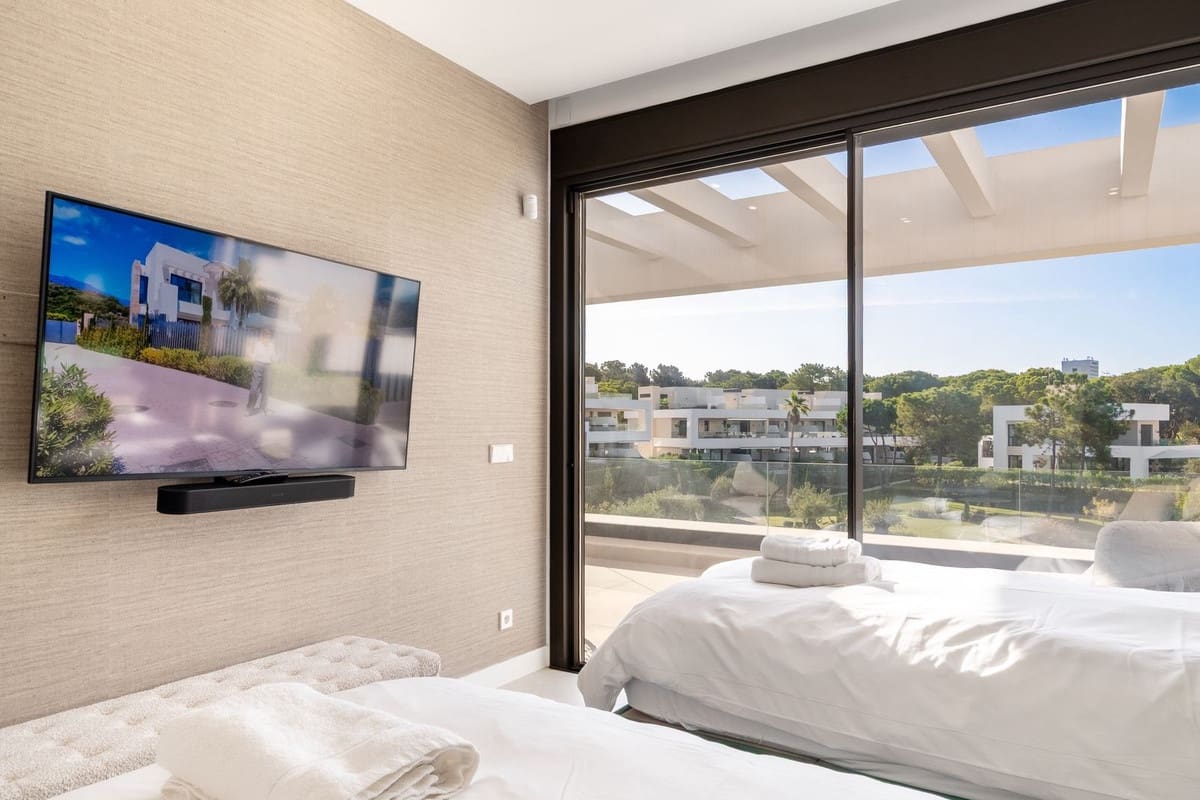 5 soverom Villa til salgs i Marbella med svømmebasseng garasje - € 2 550 000 (Ref: 10128466)