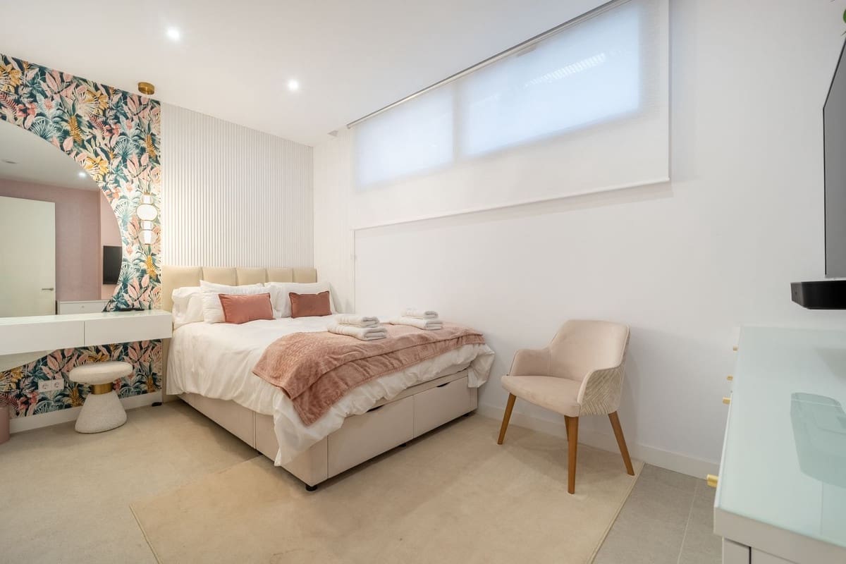 5 soverom Villa til salgs i Marbella med svømmebasseng garasje - € 2 550 000 (Ref: 10128466)