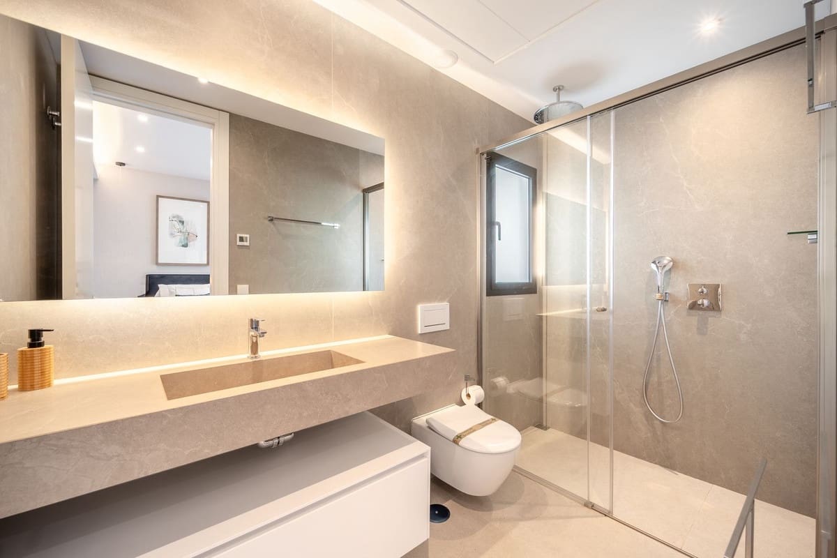 5 soverom Villa til salgs i Marbella med svømmebasseng garasje - € 2 550 000 (Ref: 10128466)