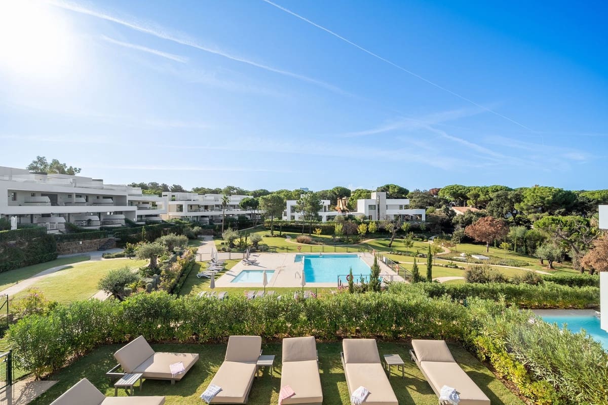 5 soverom Villa til salgs i Marbella med svømmebasseng garasje - € 2 550 000 (Ref: 10128466)