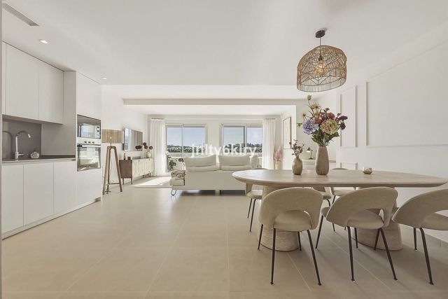 3 quarto Apartamento para venda em Cancelada, Estepona com piscina garagem - 560 000 € (Ref: 10128468)