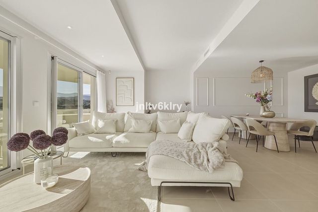 3 quarto Apartamento para venda em Cancelada, Estepona com piscina garagem - 560 000 € (Ref: 10128468)