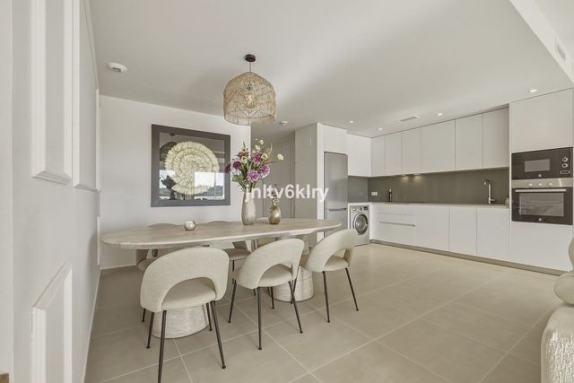 3 quarto Apartamento para venda em Cancelada, Estepona com piscina garagem - 560 000 € (Ref: 10128468)