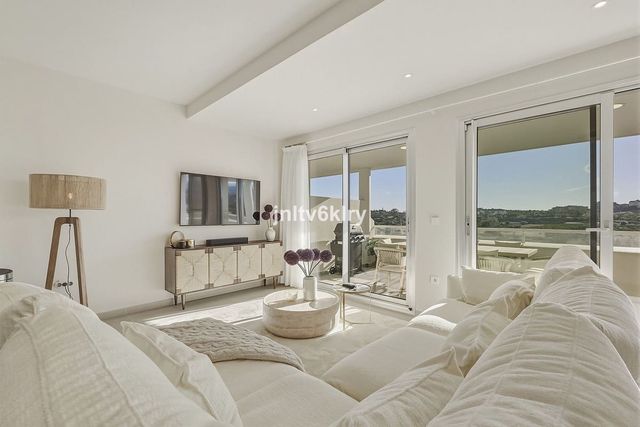 3 quarto Apartamento para venda em Cancelada, Estepona com piscina garagem - 560 000 € (Ref: 10128468)